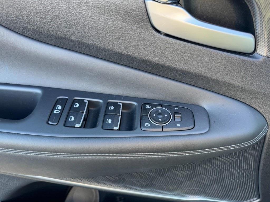 used 2022 Hyundai Santa Fe car, priced at $25,977