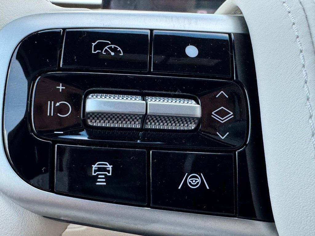 new 2025 Genesis GV80 car, priced at $82,735