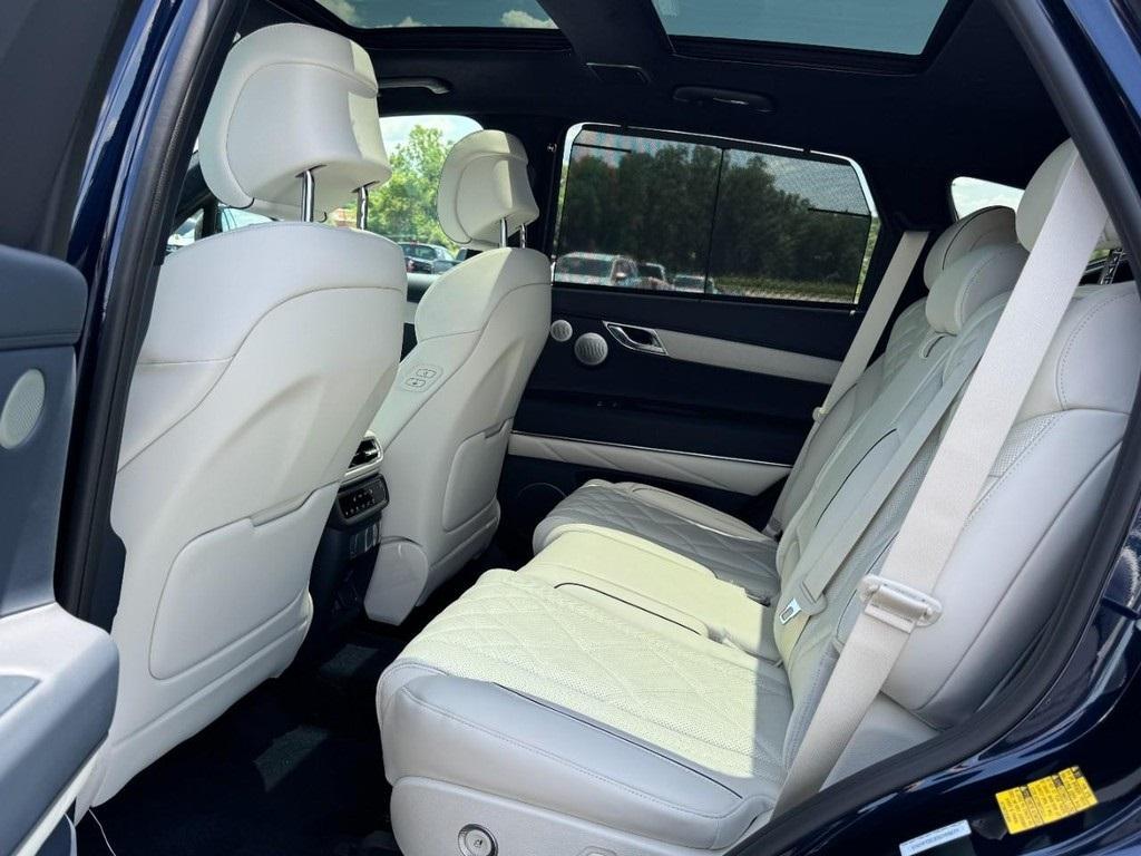 new 2025 Genesis GV80 car, priced at $82,735