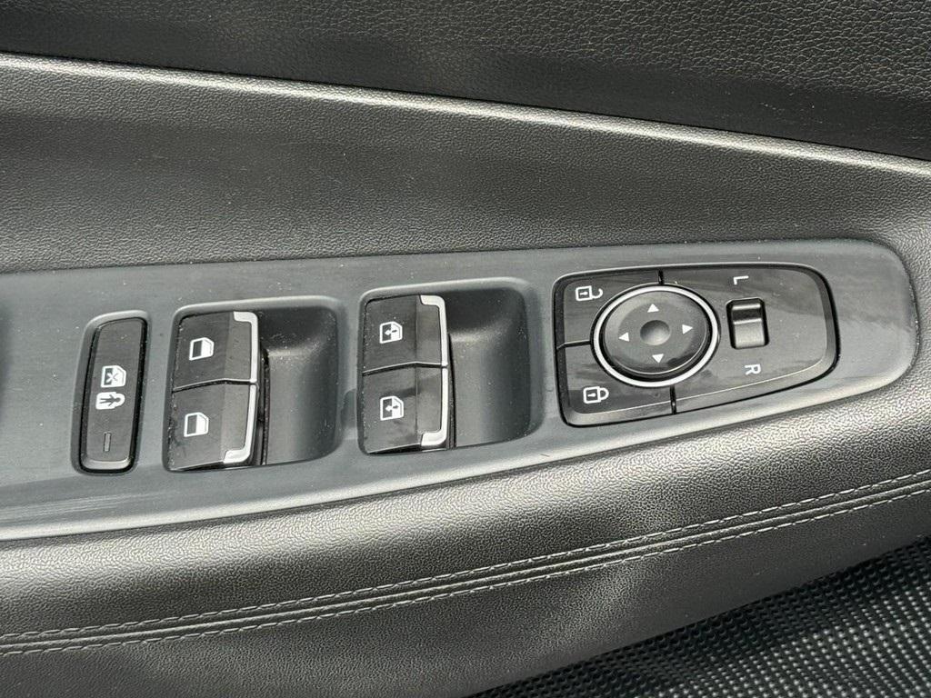 used 2022 Hyundai Santa Fe car, priced at $24,877