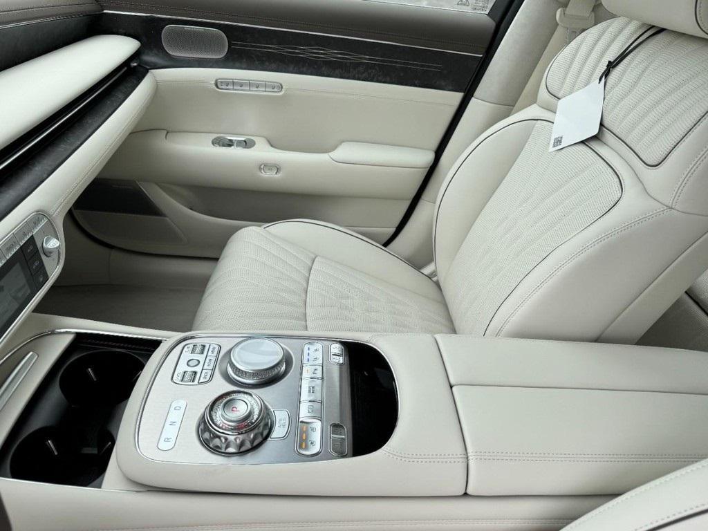 new 2026 Genesis G90 car, priced at $105,410