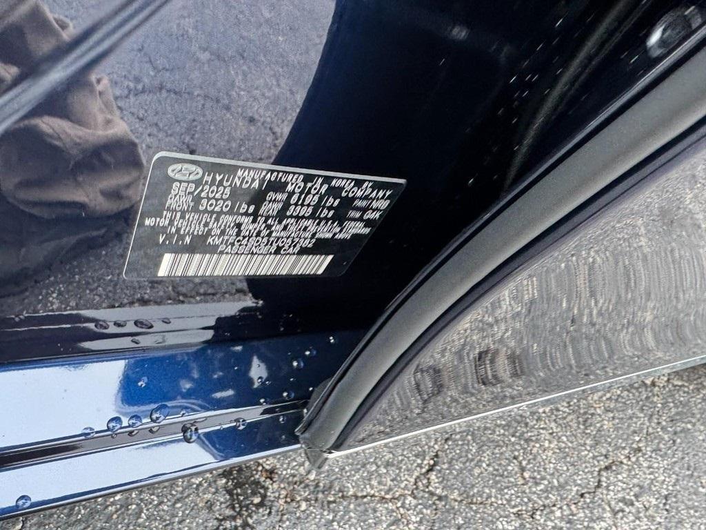 new 2026 Genesis G90 car, priced at $105,410