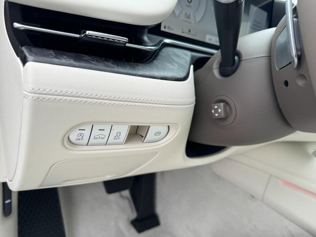 new 2026 Genesis G90 car, priced at $105,410