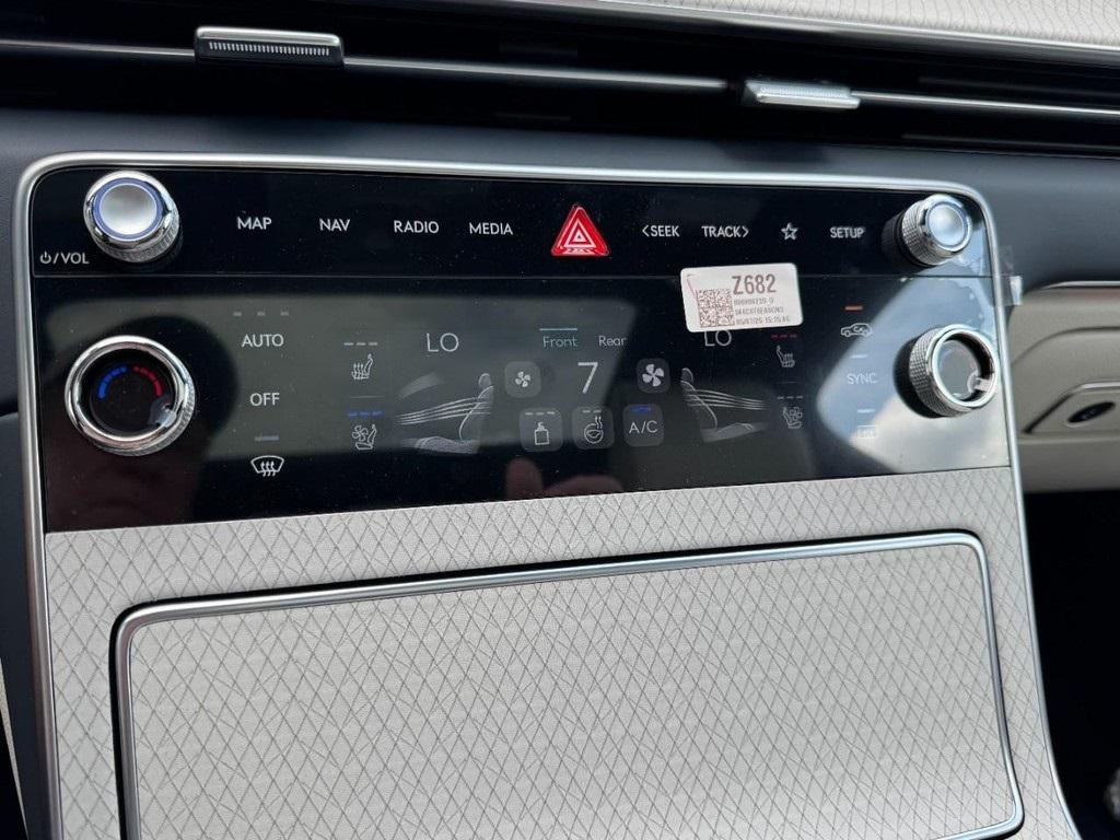new 2025 Genesis GV80 car, priced at $82,954