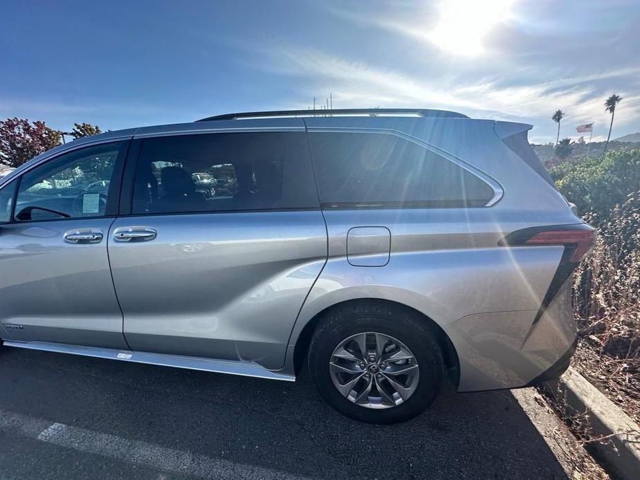 used 2021 Toyota Sienna car, priced at $38,491