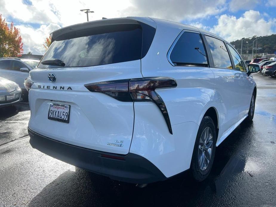 used 2024 Toyota Sienna car, priced at $45,491