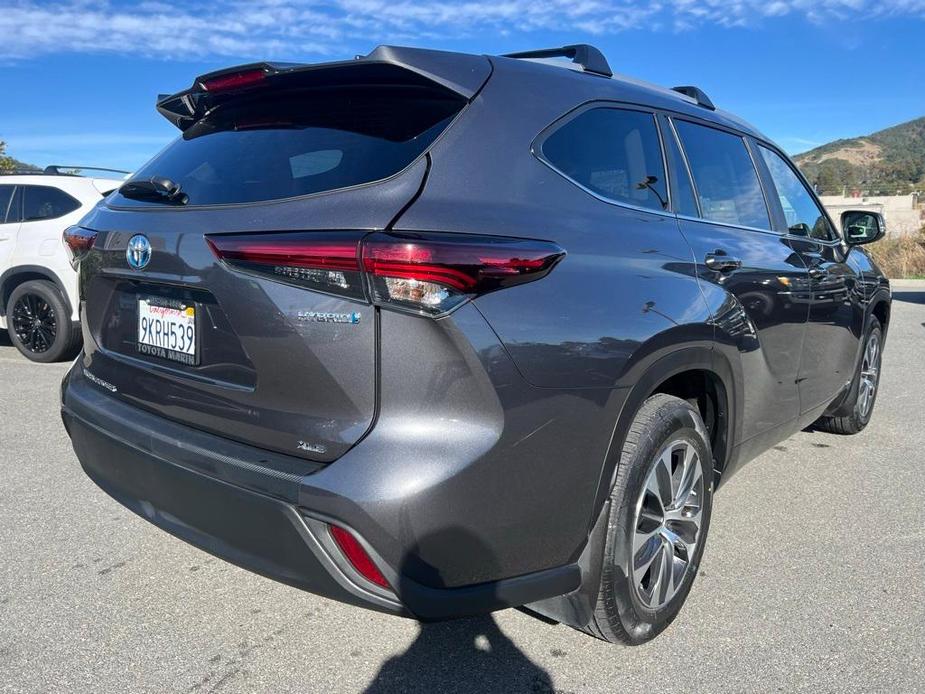 used 2024 Toyota Highlander Hybrid car, priced at $43,991