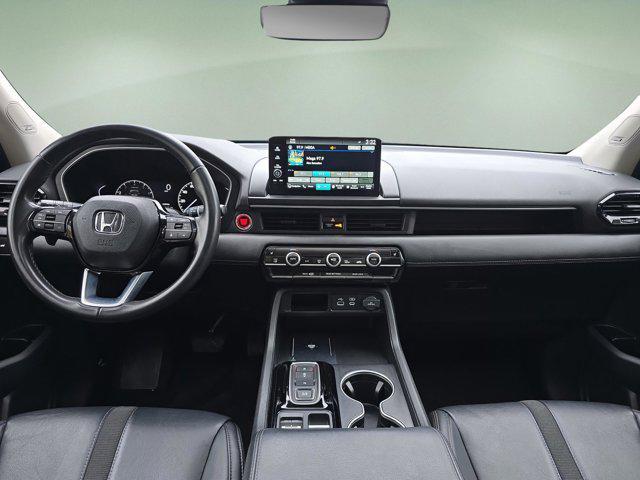 used 2023 Honda Pilot car, priced at $37,500