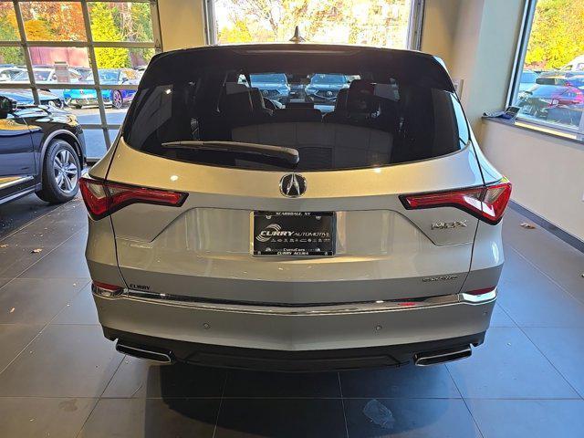 used 2022 Acura MDX car, priced at $39,000