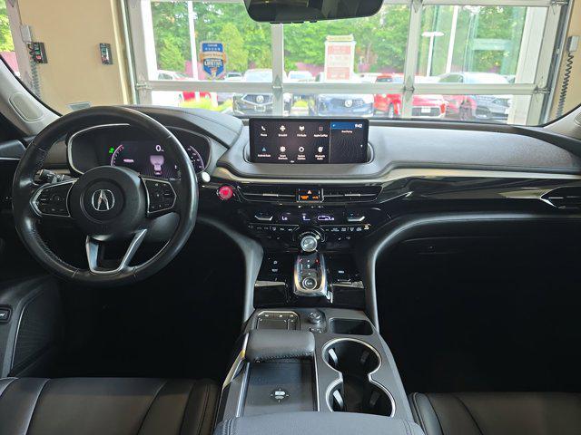 used 2023 Acura MDX car, priced at $39,104