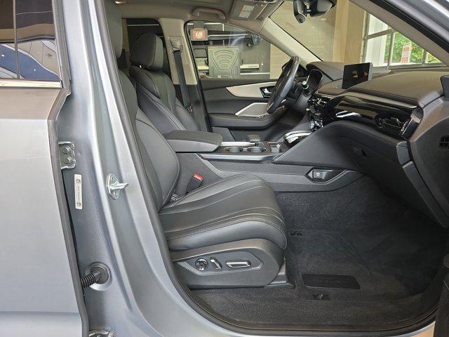 used 2023 Acura MDX car, priced at $39,000