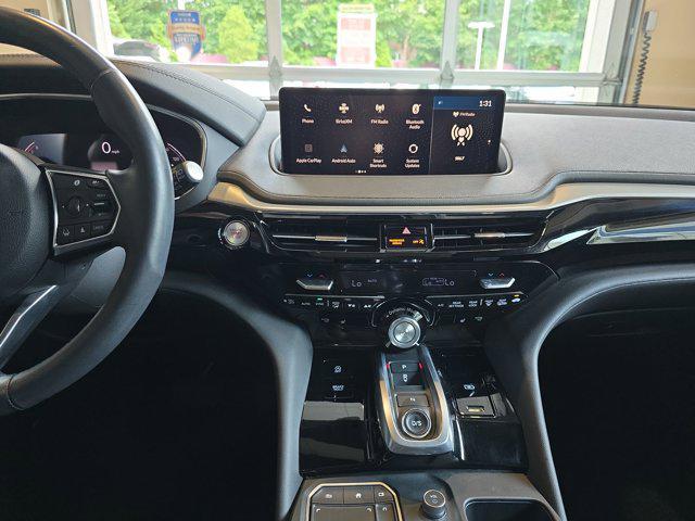 used 2023 Acura MDX car, priced at $39,000