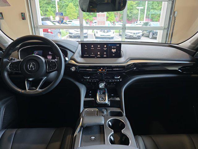 used 2023 Acura MDX car, priced at $39,000