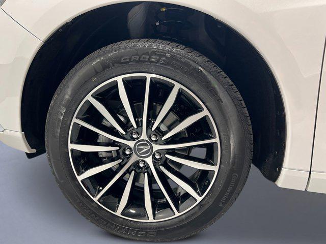 new 2025 Acura RDX car, priced at $54,400