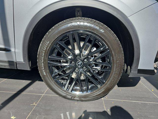 used 2025 Acura MDX car, priced at $59,000