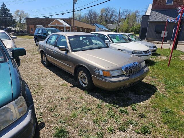 used 2001 Mercury Grand Marquis car, priced at $2,995