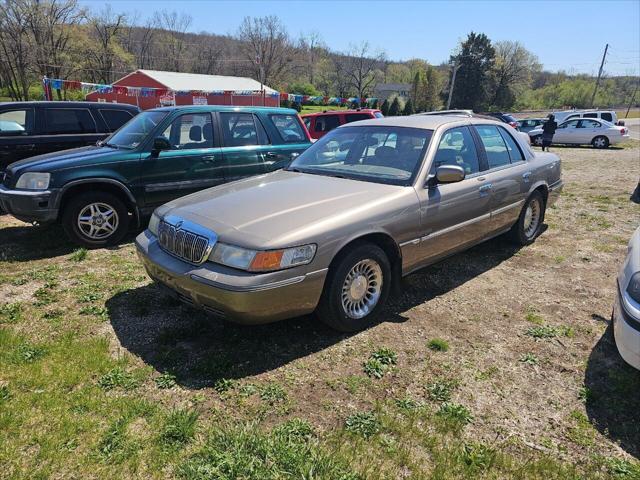 used 2001 Mercury Grand Marquis car, priced at $2,995