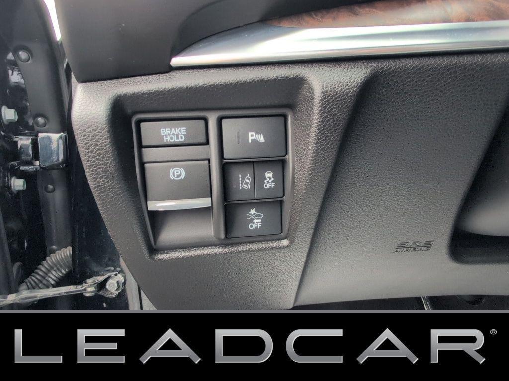 used 2020 Acura MDX car, priced at $25,499