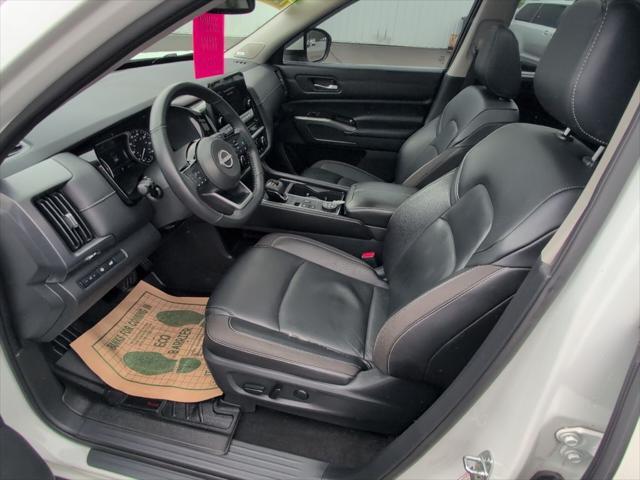 used 2022 Nissan Pathfinder car, priced at $32,888