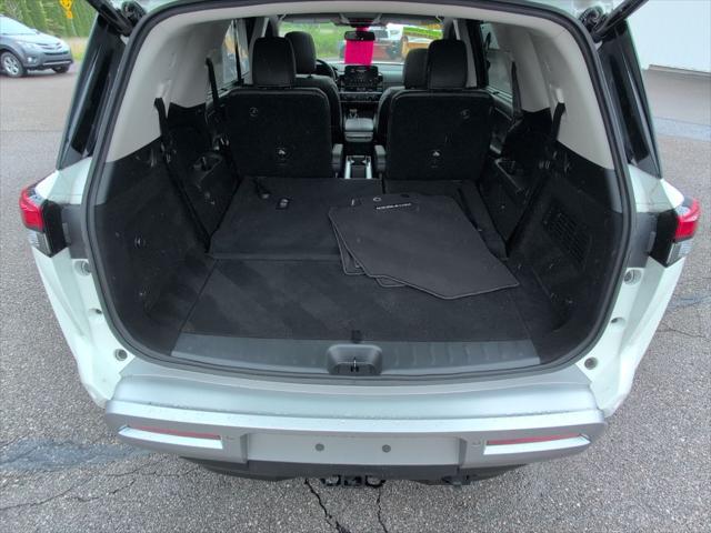 used 2022 Nissan Pathfinder car, priced at $32,888