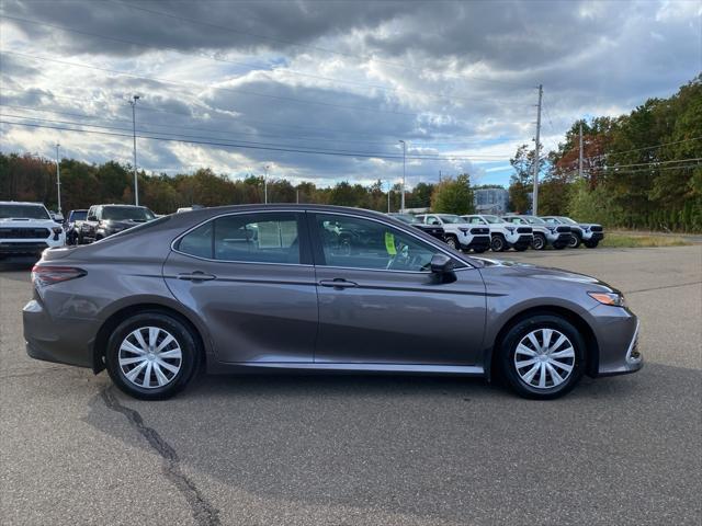 used 2022 Toyota Camry Hybrid car, priced at $27,499