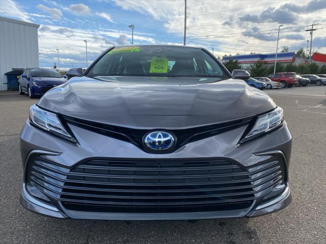 used 2022 Toyota Camry Hybrid car, priced at $27,499