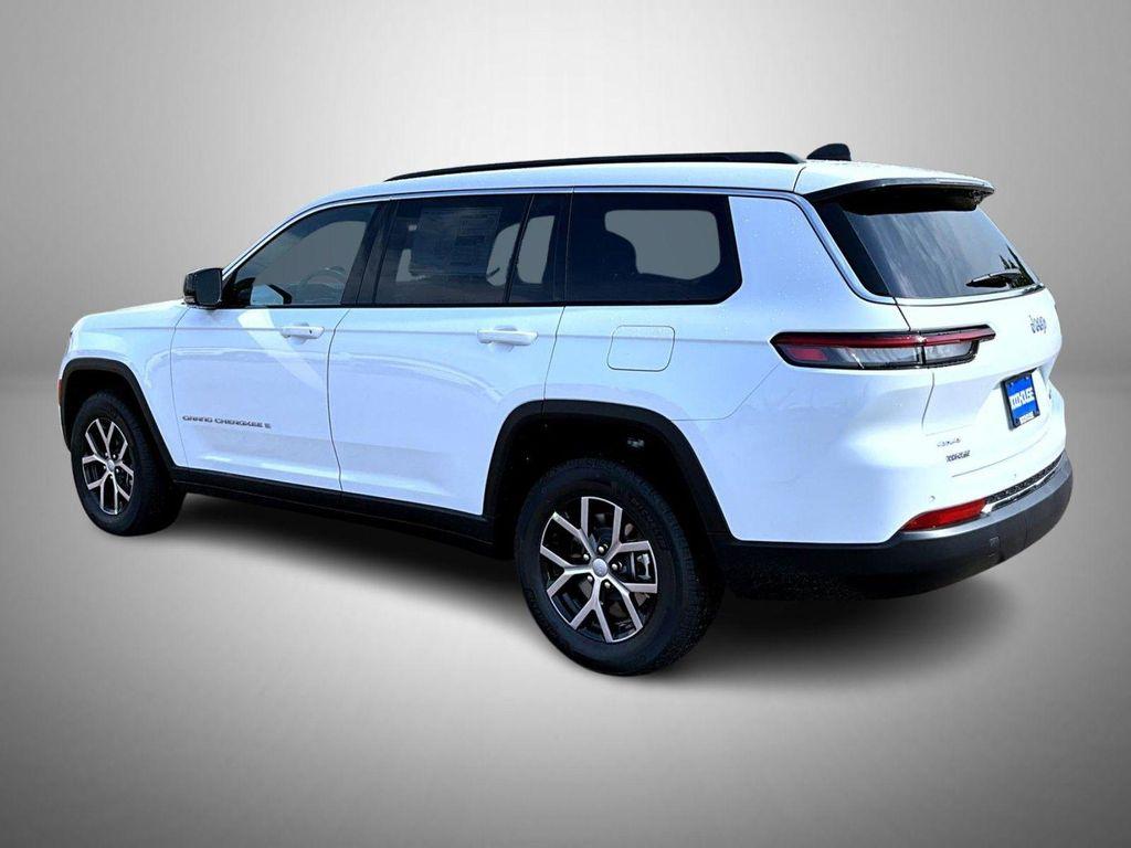 new 2025 Jeep Grand Cherokee L car, priced at $43,074