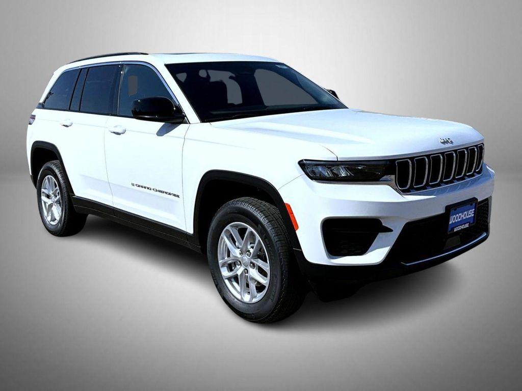 new 2025 Jeep Grand Cherokee car, priced at $33,209