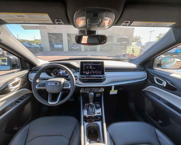 new 2025 Jeep Compass car, priced at $31,614