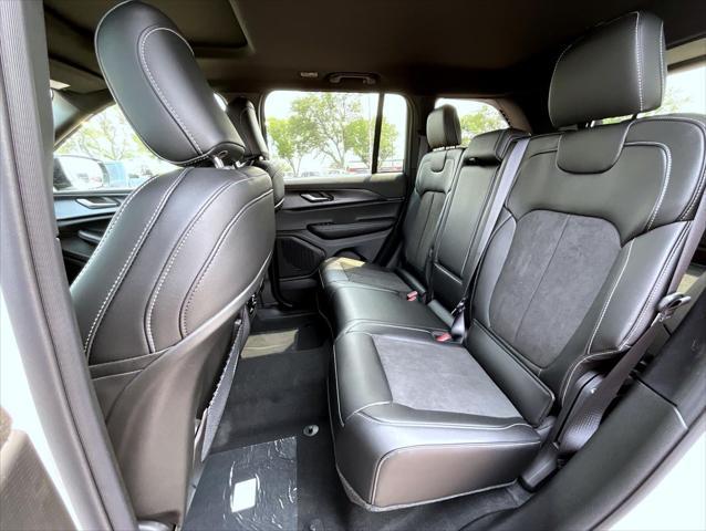 new 2025 Jeep Grand Cherokee car, priced at $46,309