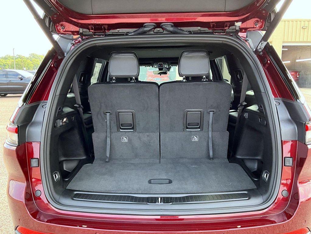 new 2025 Jeep Grand Cherokee L car, priced at $43,289