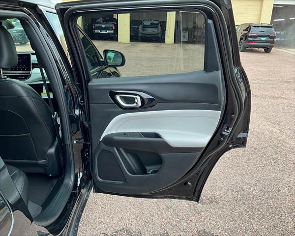 new 2024 Jeep Compass car, priced at $30,114