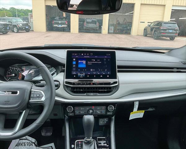 new 2024 Jeep Compass car, priced at $30,114