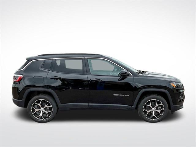 new 2024 Jeep Compass car, priced at $30,114