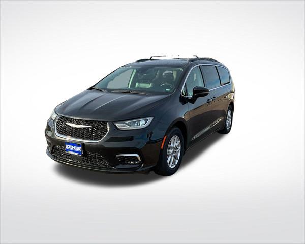 used 2022 Chrysler Pacifica car, priced at $24,712