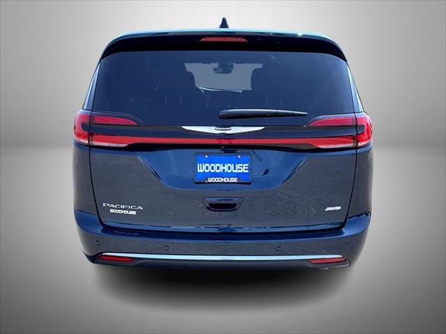 new 2025 Chrysler Pacifica car, priced at $47,412