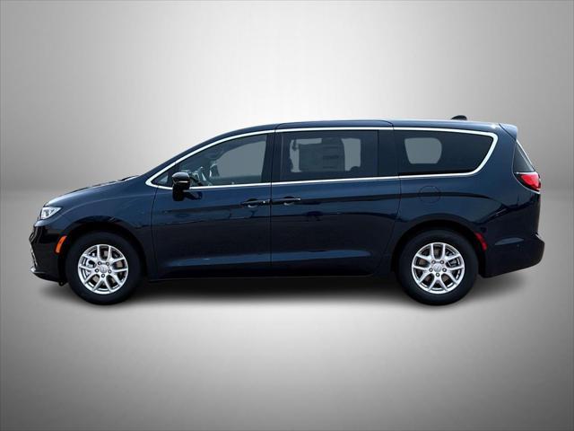 new 2025 Chrysler Pacifica car, priced at $43,706