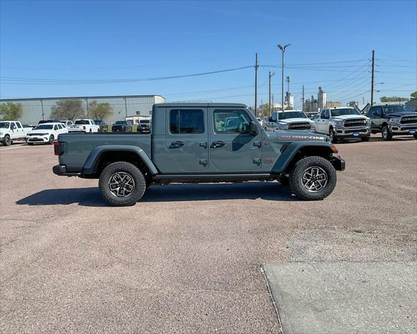 new 2025 Jeep Gladiator car, priced at $55,674