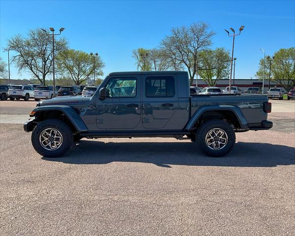 new 2025 Jeep Gladiator car, priced at $55,674