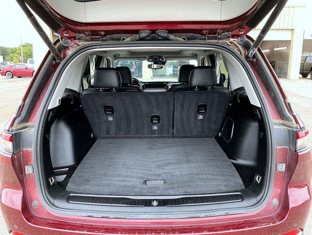 used 2022 Jeep Grand Cherokee car, priced at $35,655
