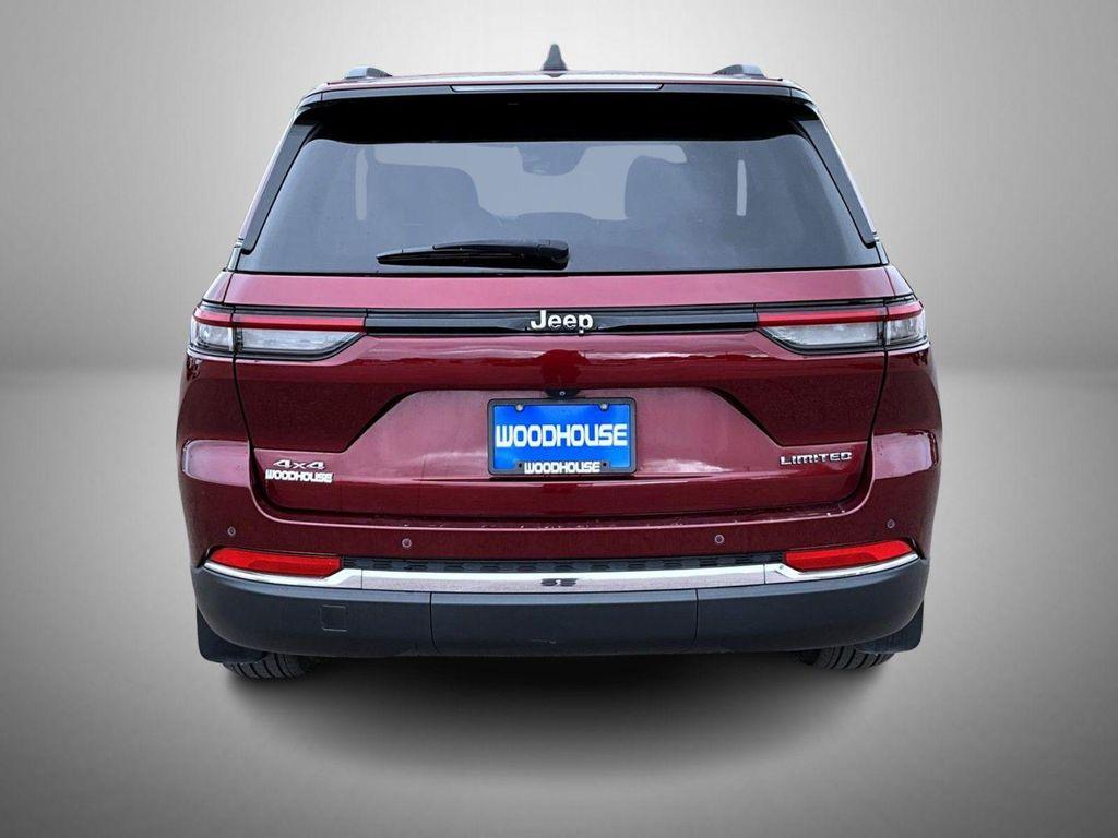 used 2022 Jeep Grand Cherokee car, priced at $35,655