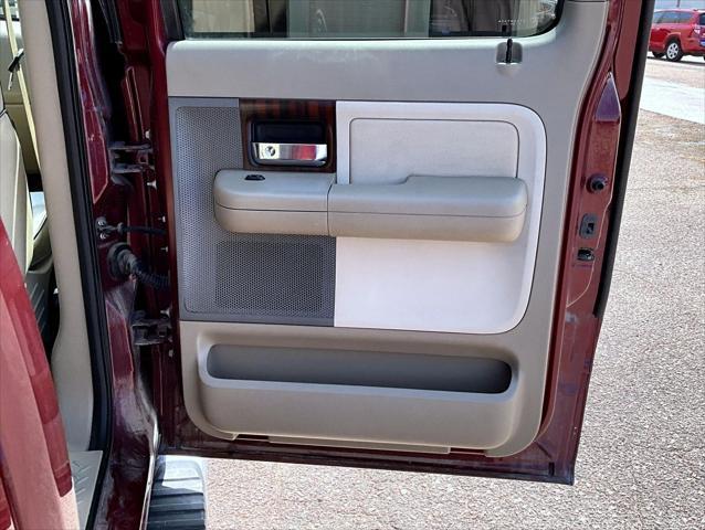used 2006 Lincoln Mark LT car, priced at $8,897