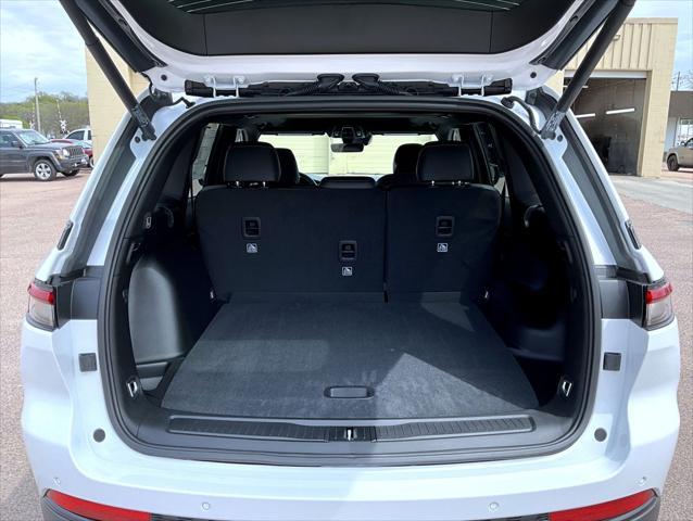 new 2025 Jeep Grand Cherokee car, priced at $38,902