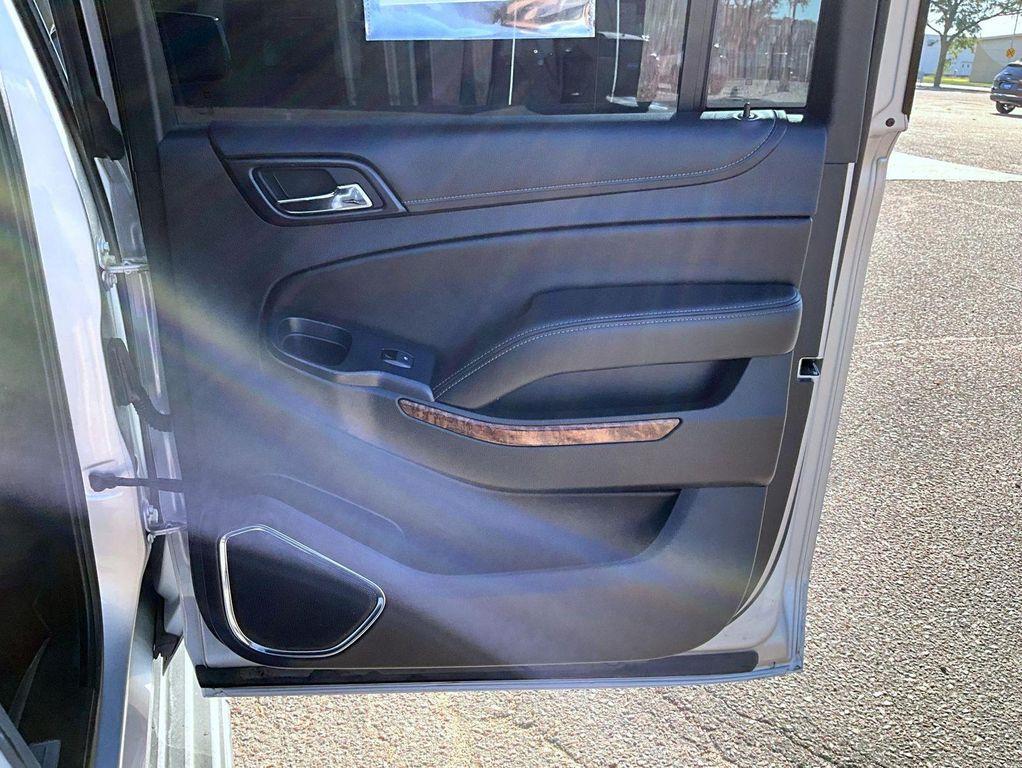 used 2016 Chevrolet Suburban car, priced at $20,850