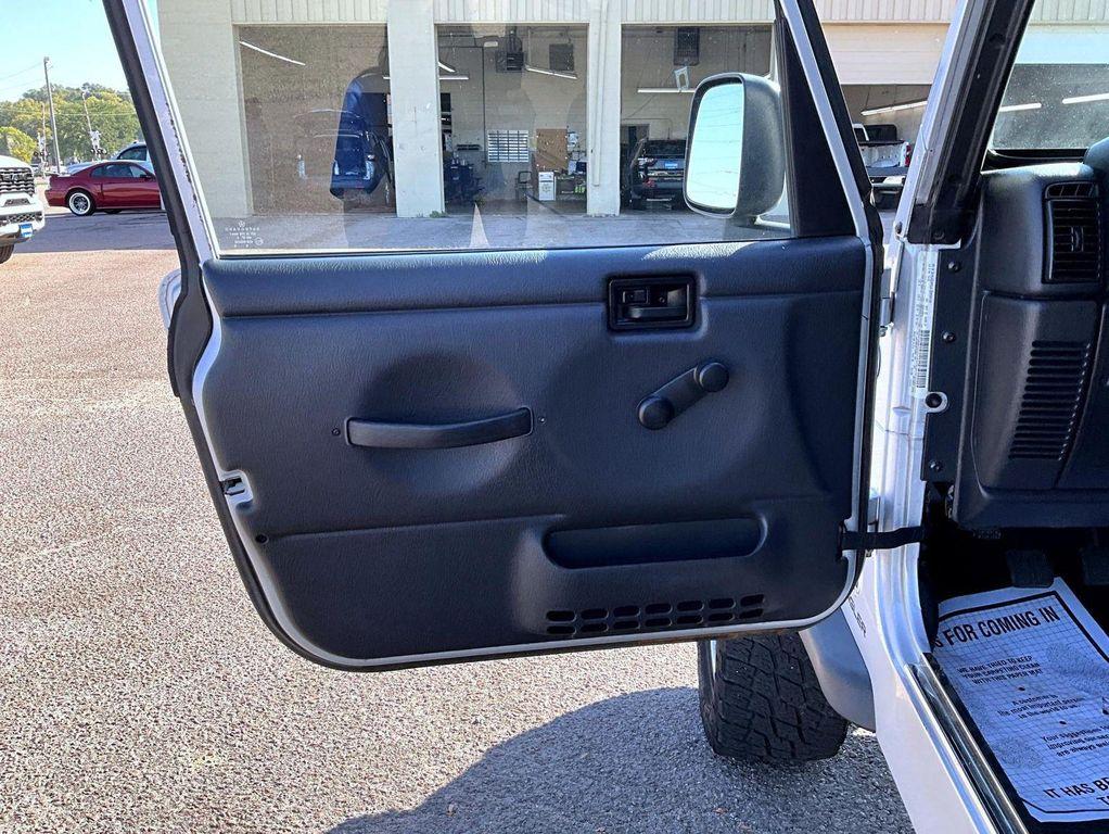 used 2006 Jeep Wrangler car, priced at $13,370