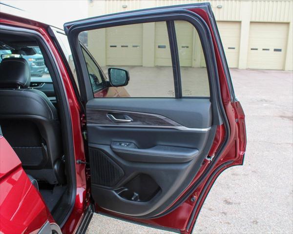 new 2024 Jeep Grand Cherokee car, priced at $43,614