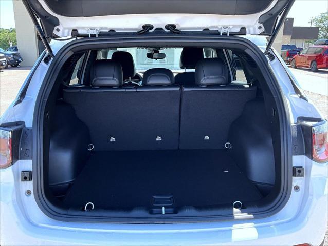 new 2025 Jeep Compass car, priced at $27,547