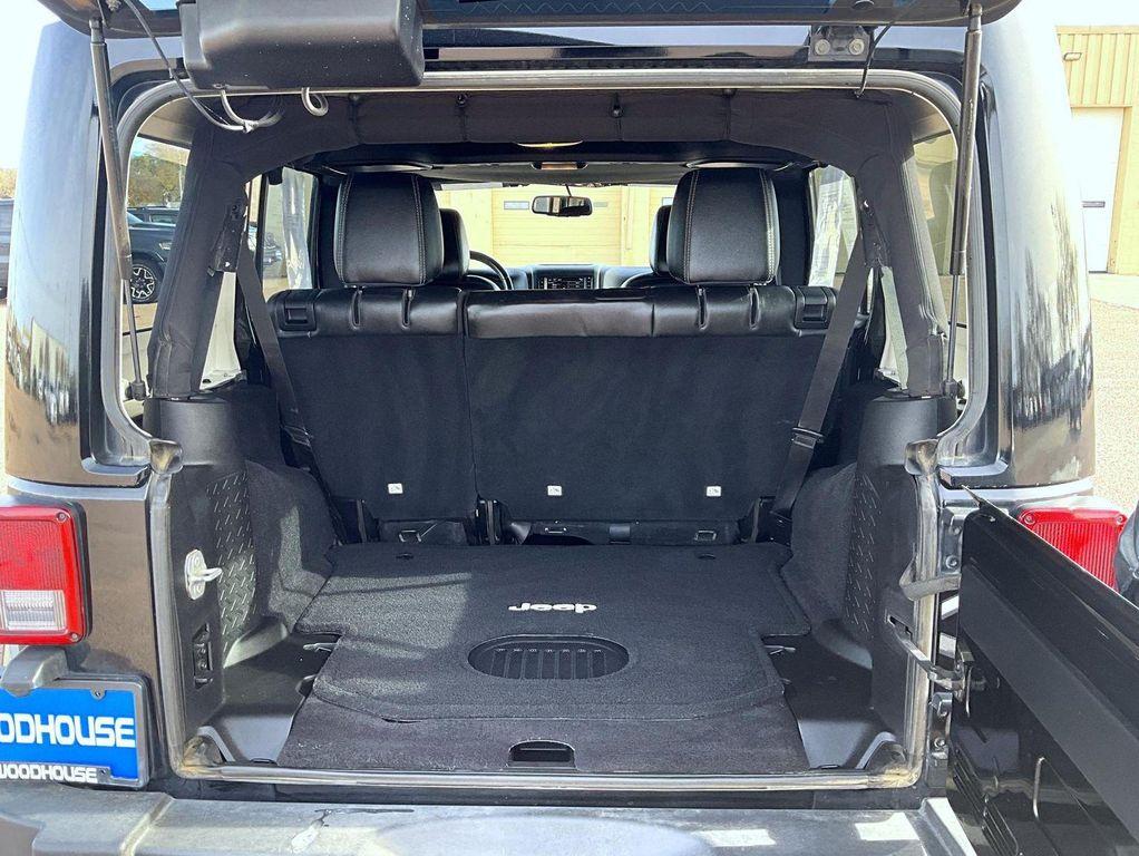 used 2015 Jeep Wrangler Unlimited car, priced at $17,335