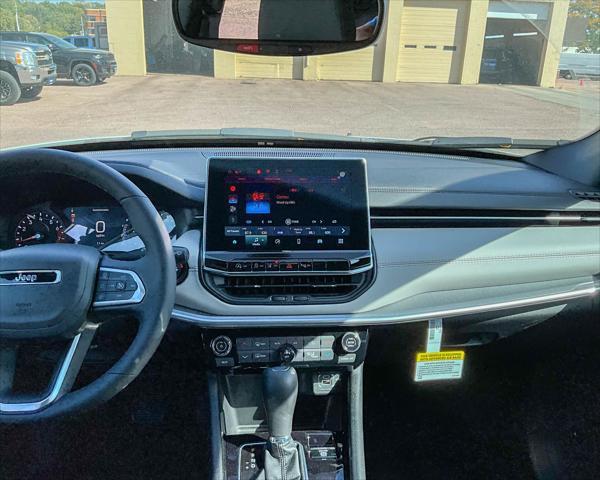 new 2025 Jeep Compass car, priced at $31,019