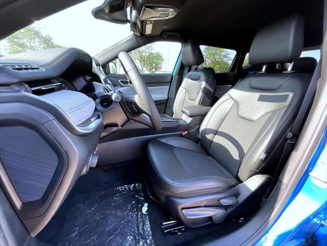 new 2025 Jeep Compass car, priced at $27,142